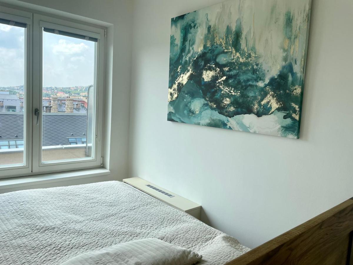 Cool Studio Lägenhet Prag Exteriör bild